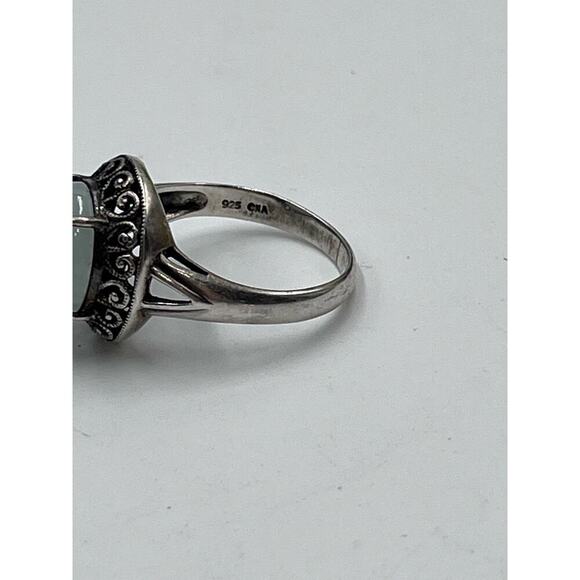 Sterling Silver CNA PRANDA
Jade Cabochon Filigree Cocktail Ring Size 9 - 4.7g - Picture 7 of 12